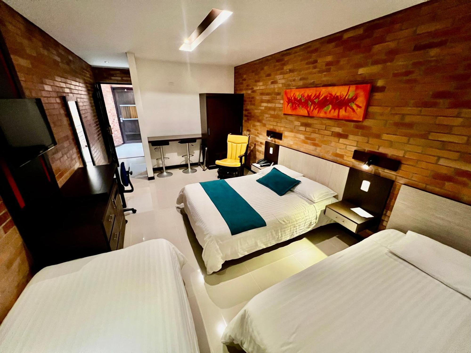 Hotel Toscana Oriente Rionegro Exterior photo